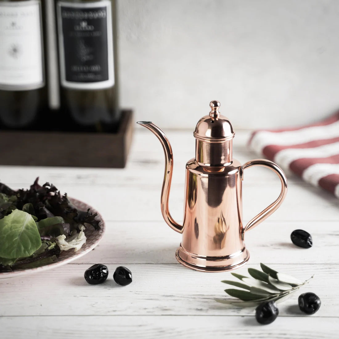 Handmade Copper Olive Oil Dispenser – 600ml Drip-Free Pourer For Kitchen, Cooking & Dining